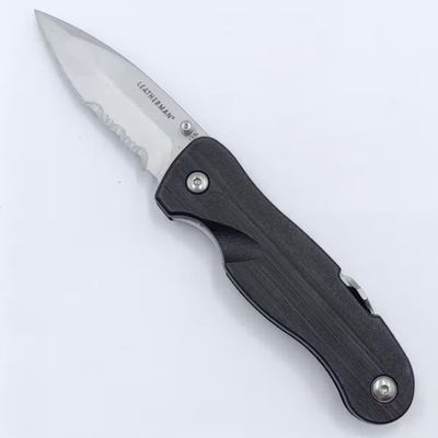 Leatherman C33X black knife with caribiner clip