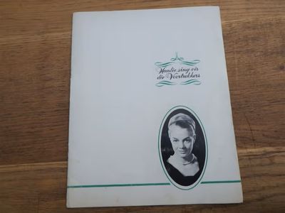Hanlie Van Niekerk sing vir die voortrekkers - Booklet with 33 1/3 rpm record - RARE
