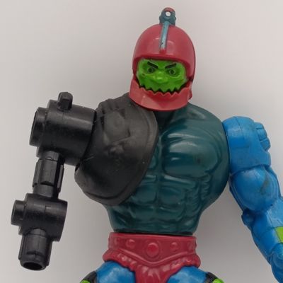 Vintage Masters of the Universe Trap-Jaw action figurine