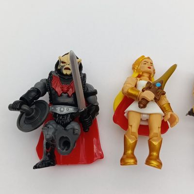 Lot of 4 Masters of the Universe 2 inch action figurines