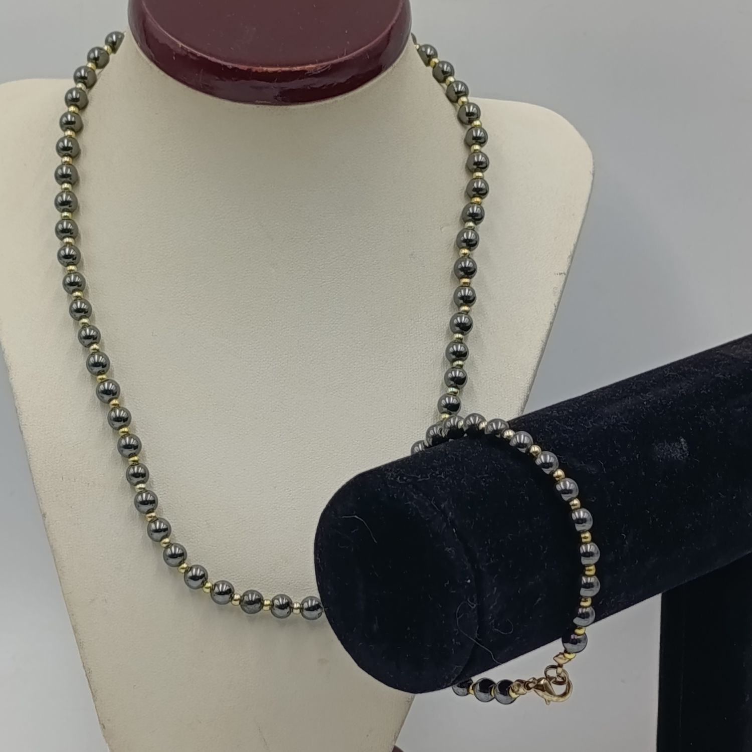 Hematite &amp; small gold color metal beads necklace and bracelet set 43cm &amp; 19cm