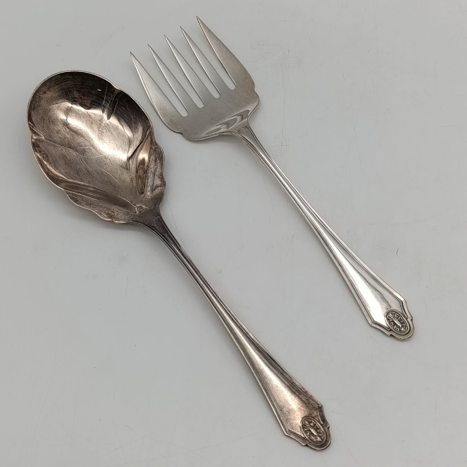 Silverplated serving set with spoon and 5 pronged fork