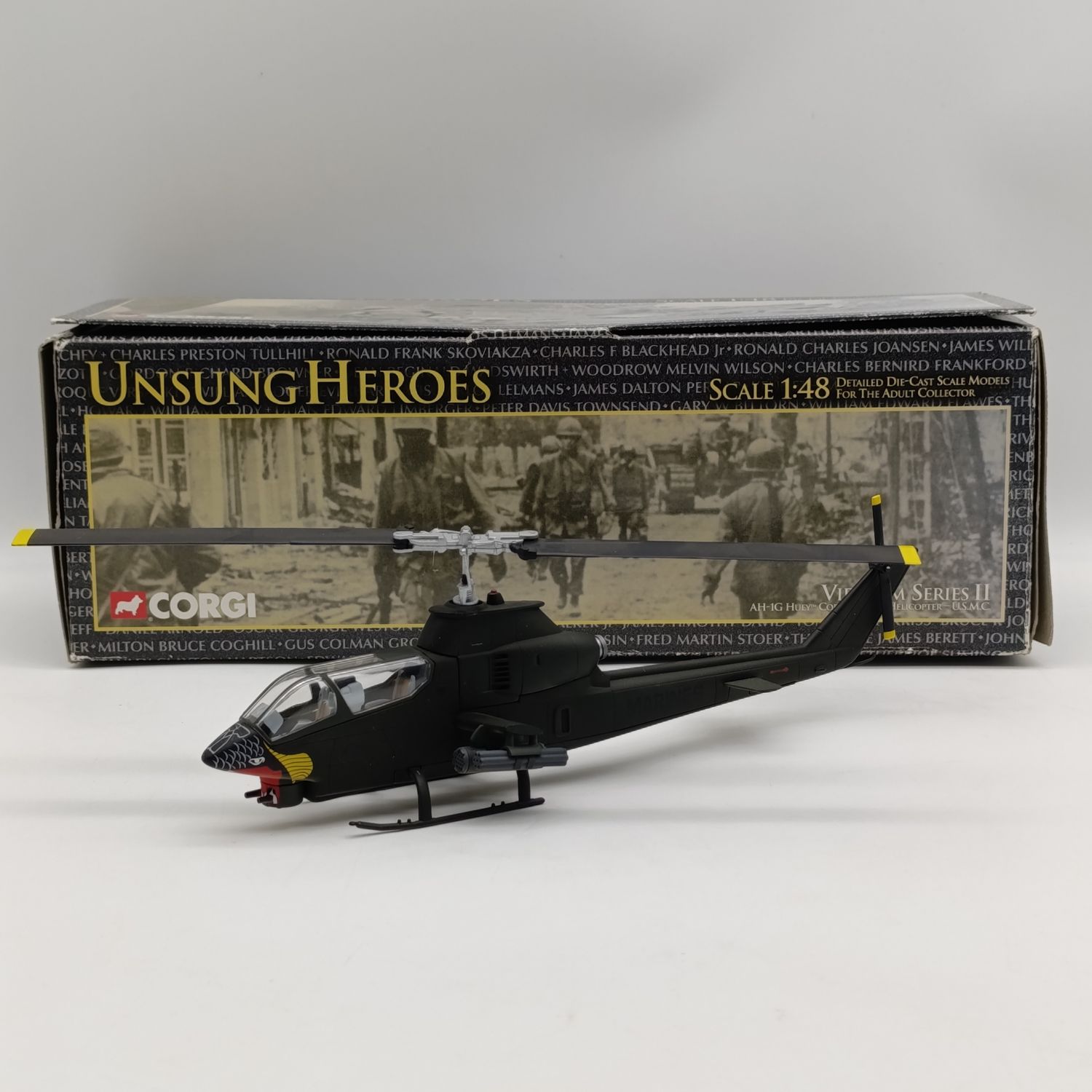 Corgi Unsung Heroes Vietnam series II AH-IG Huey Cobra Attack Helicopter die-cast model in box - scale 1/48