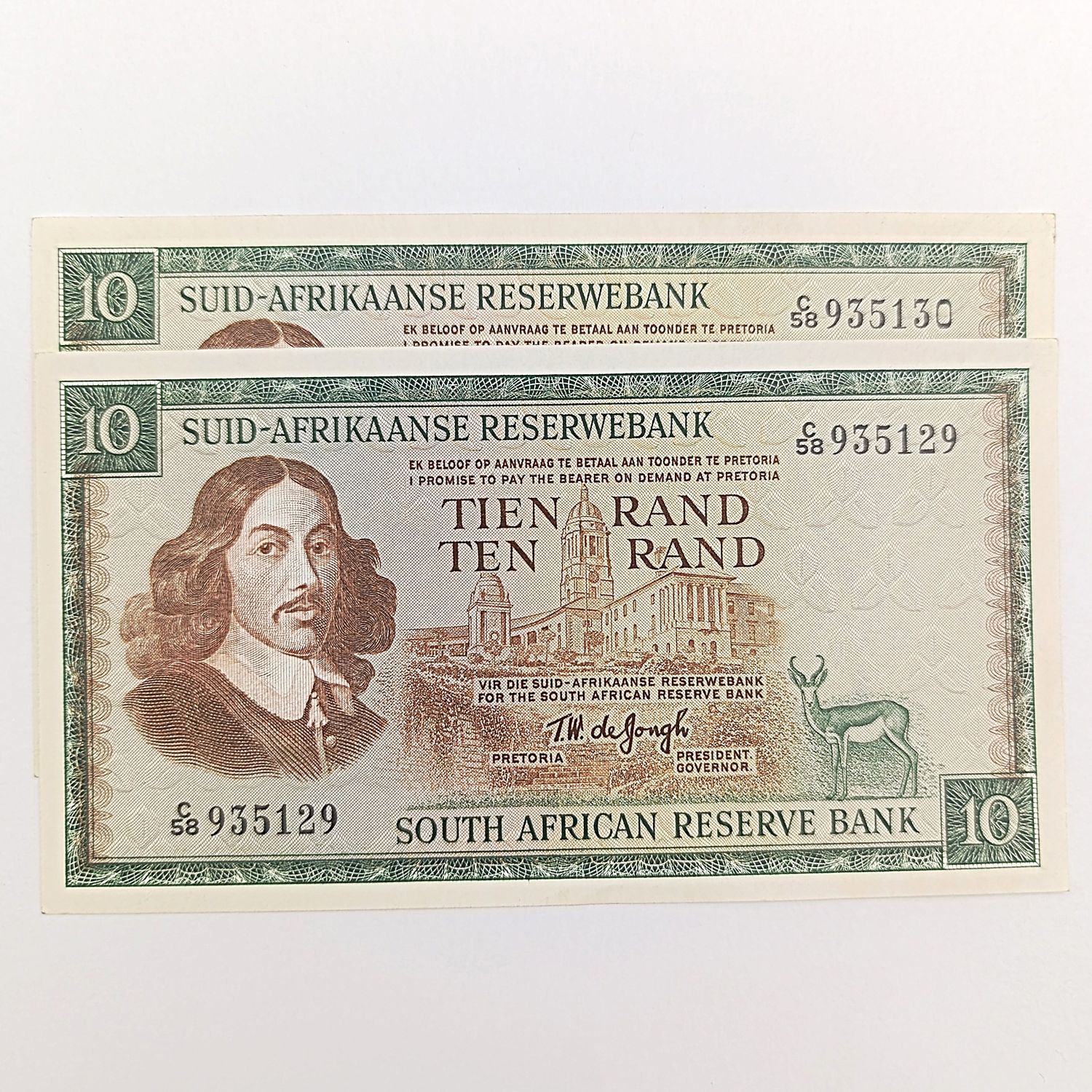 South Africa TW de Jongh First Issue Pair of R10 banknotes with consecutive numbers - uncirculated
