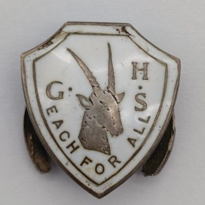 Germiston High School Sterling Silver button badge - weighs 4.1grams