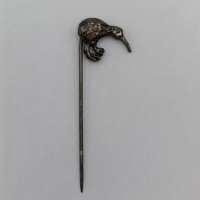 Rugby Kiwi vintage pin - appears to be silver