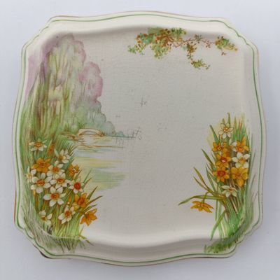 Grimwades Royal Winton Nancy porcelain trivet stand