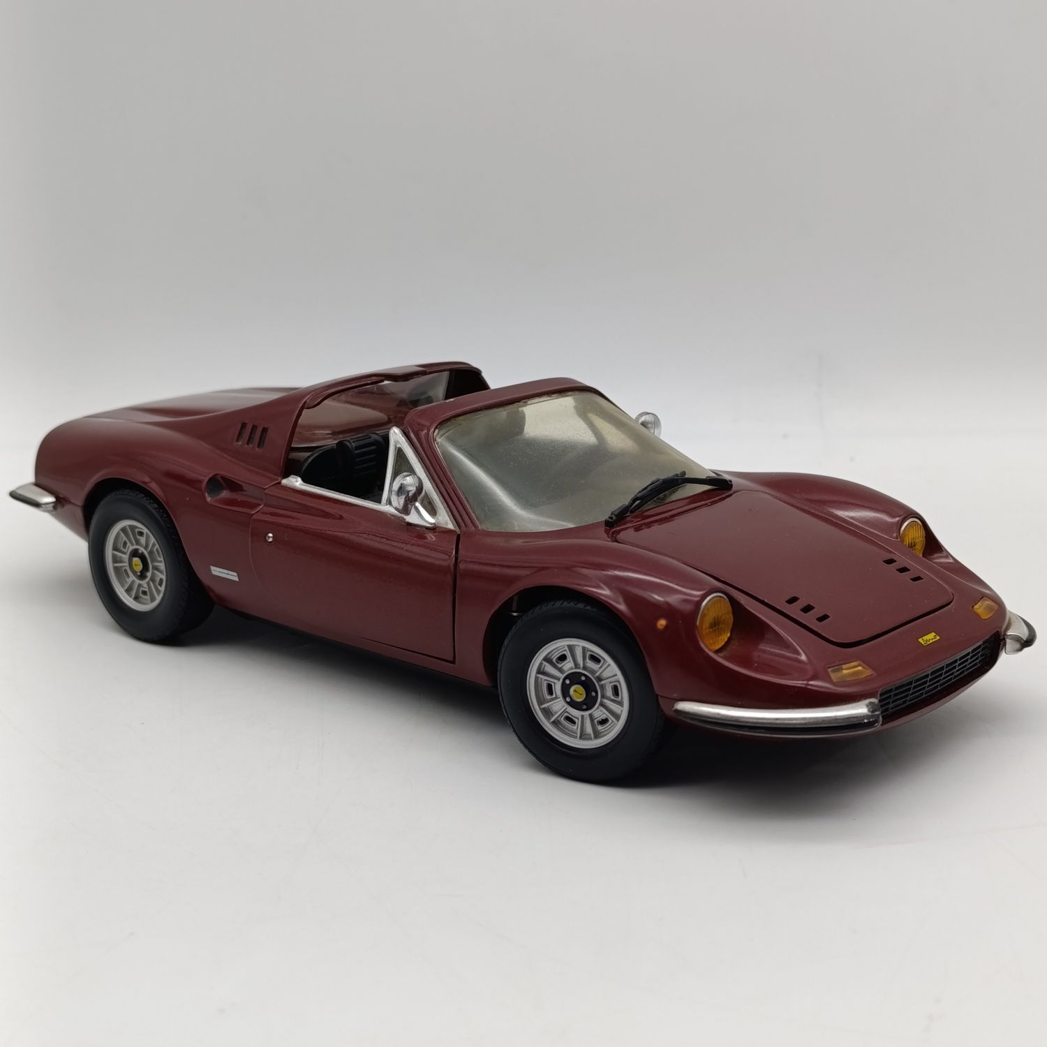 Hot Wheels Ferrari Dino 246 GTS die-cast model car - Scale 1/18