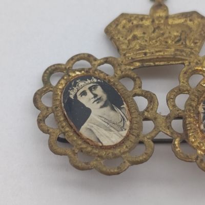 Vintage King George VI coronation pin badge