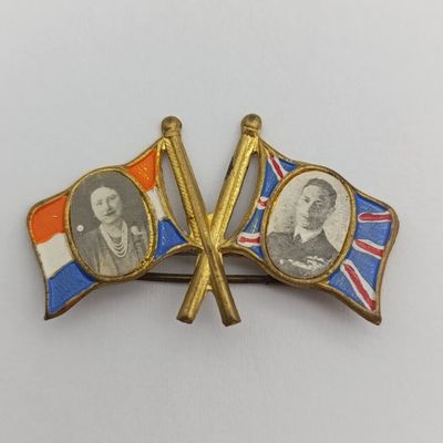 Vintage King George VI Royal visit to South Africa pin badge