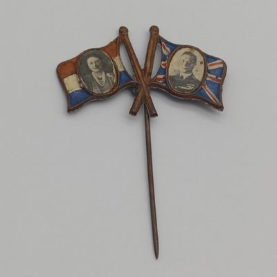 Vintage King George VI Royal visit to South Africa stick pin badge
