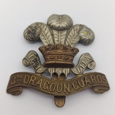 British 3rd Drugoon Guards cap badge with slide