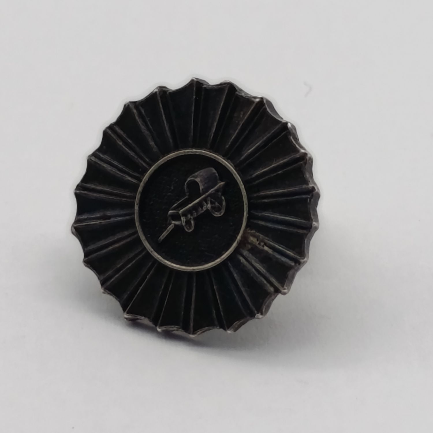 Unusual SA Railway Police silver lapel pin badge