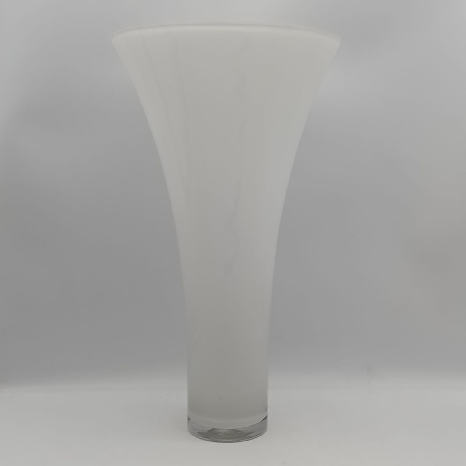 Vintage Italian white fluted glass flower vase - Height 44.5cm