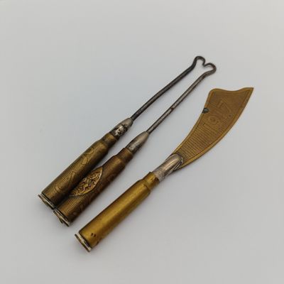 WW1 British YSER trench art letter opener and boot lace Pullers