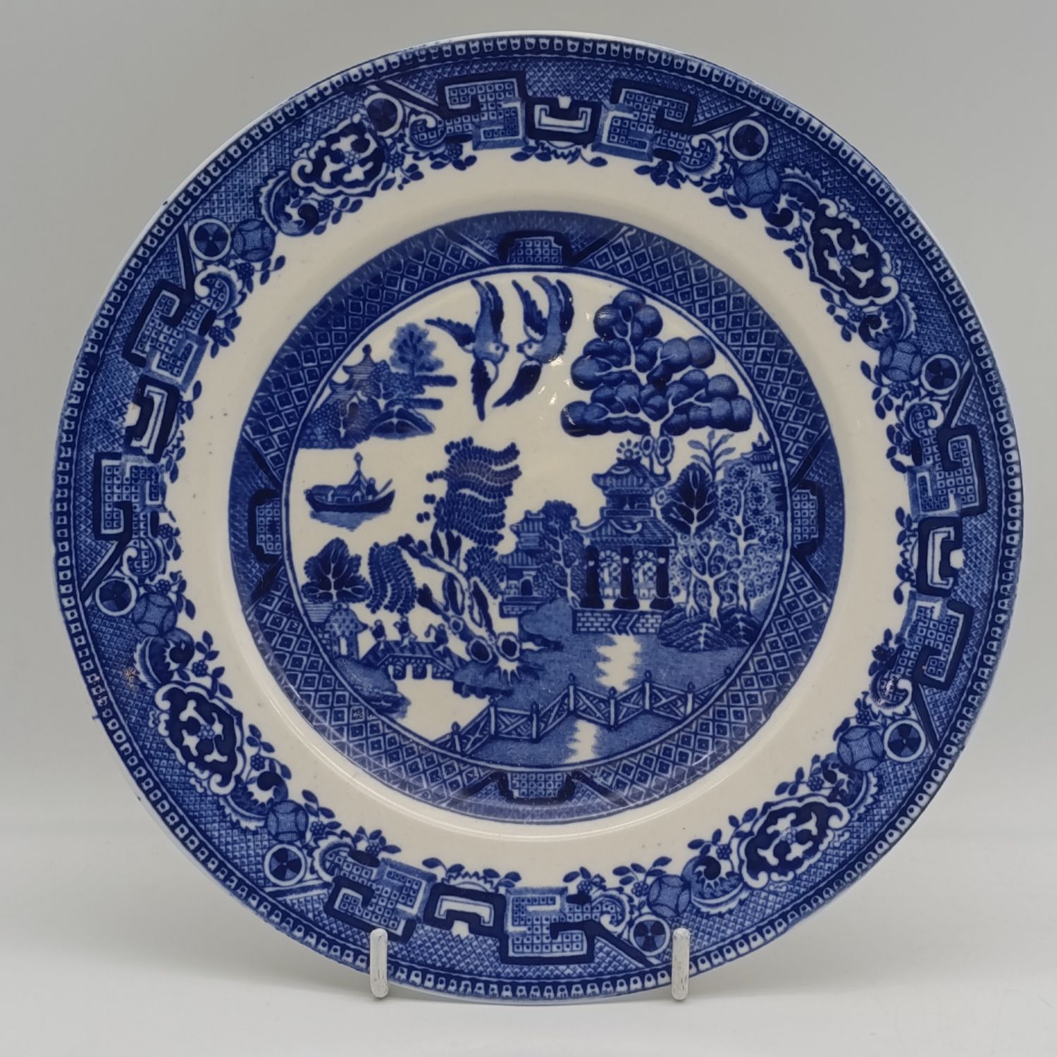 Vintage Willow Pattern blue and white porcelain plate