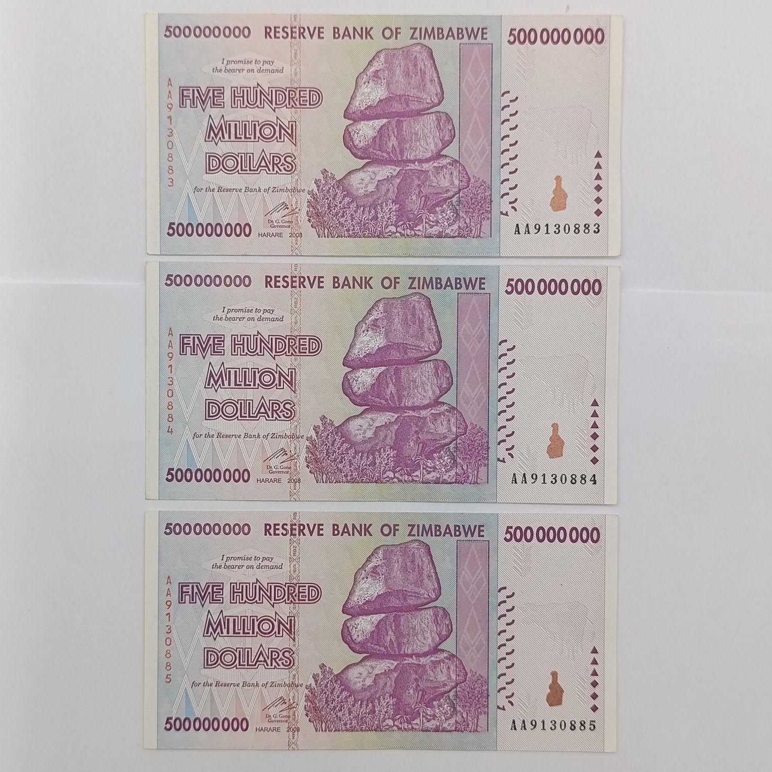 Zimbabwe - Lot of 3 AA banknotes with consecutive numbers Harare 2008 500 million dollars