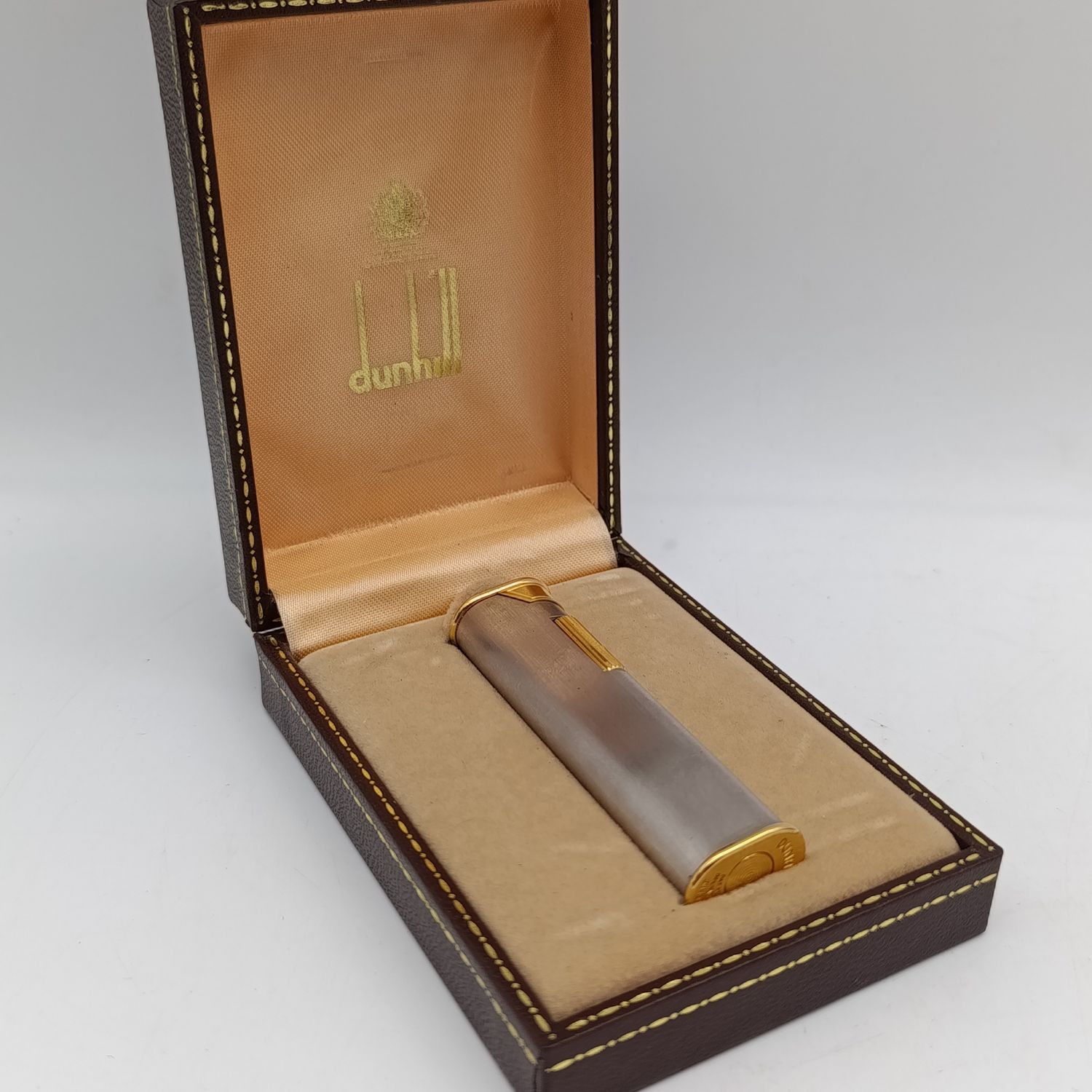Vintage Dunhill slimline dress lighter in box - needs new top valve - very good condition