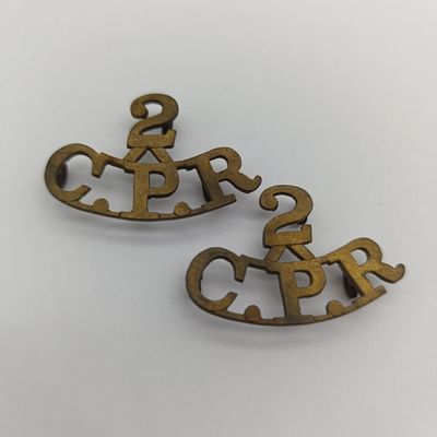 Pair of 2nd Cape Peninsula Rifles shoulder titles