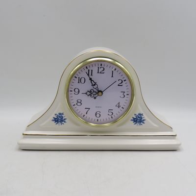 Vintage Blue and white porcelain quartz mantel clock - working