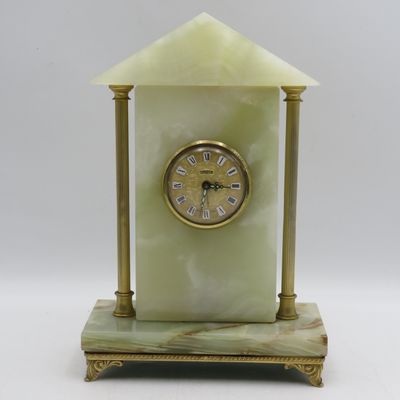 Vintage Titanus Alabaster mechanical mantel clock - Working