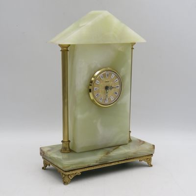 Vintage Titanus Alabaster mechanical mantel clock - Working