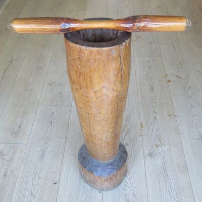 Antique African wooden mielie stamper