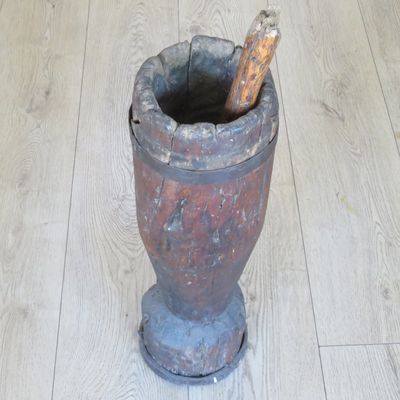 Antique Yellowwood African mielie stamper