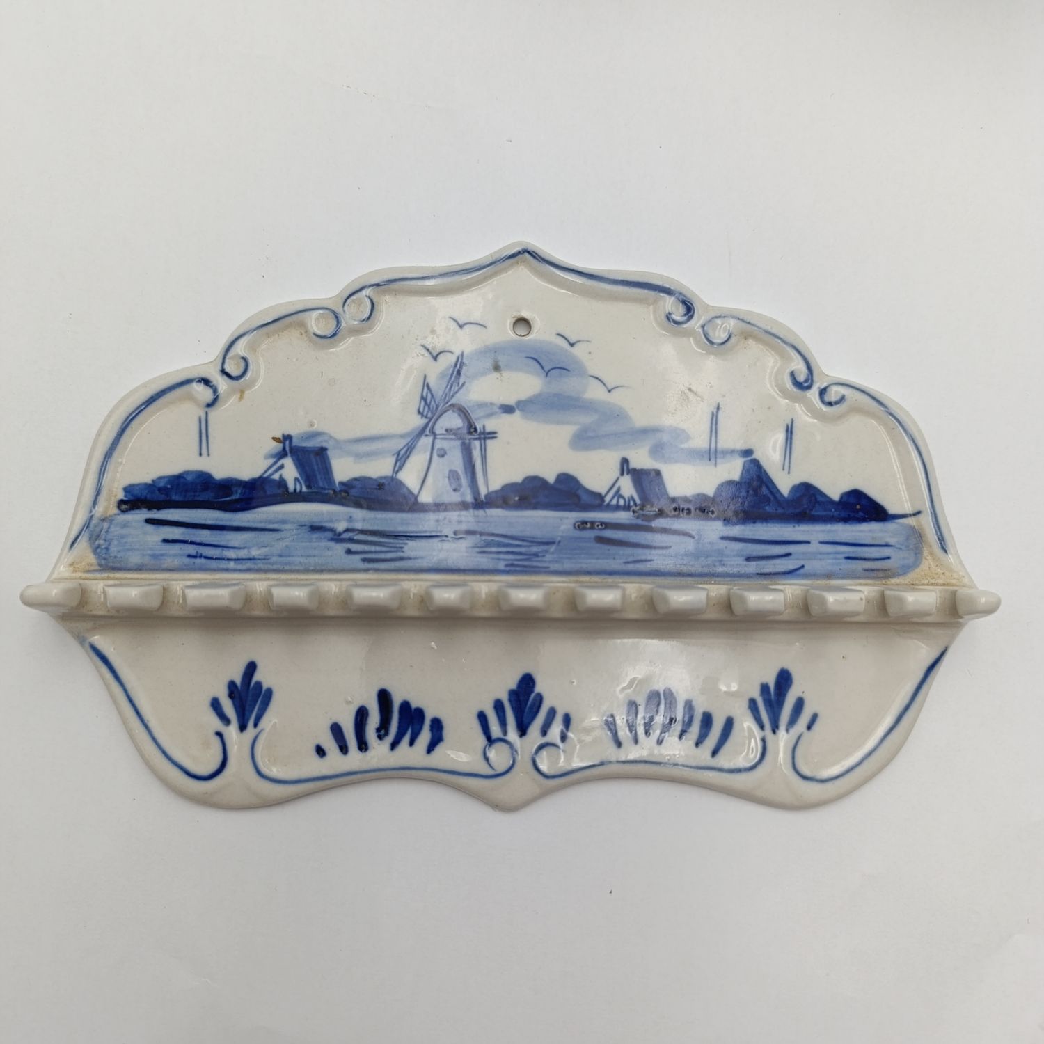 Vintage porcelain Delft handpainted spoon hanger