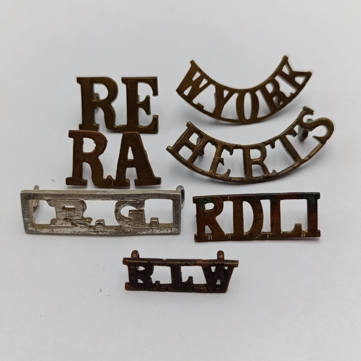 Lot of 7 Military shoulder titles