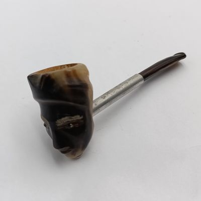 Vintage horn-carved smoking Pipe