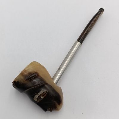 Vintage horn-carved smoking Pipe