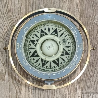 Vintage 1940&#39;s Setrel AFT Henry Brown and Son Ship&#39;s marine compass