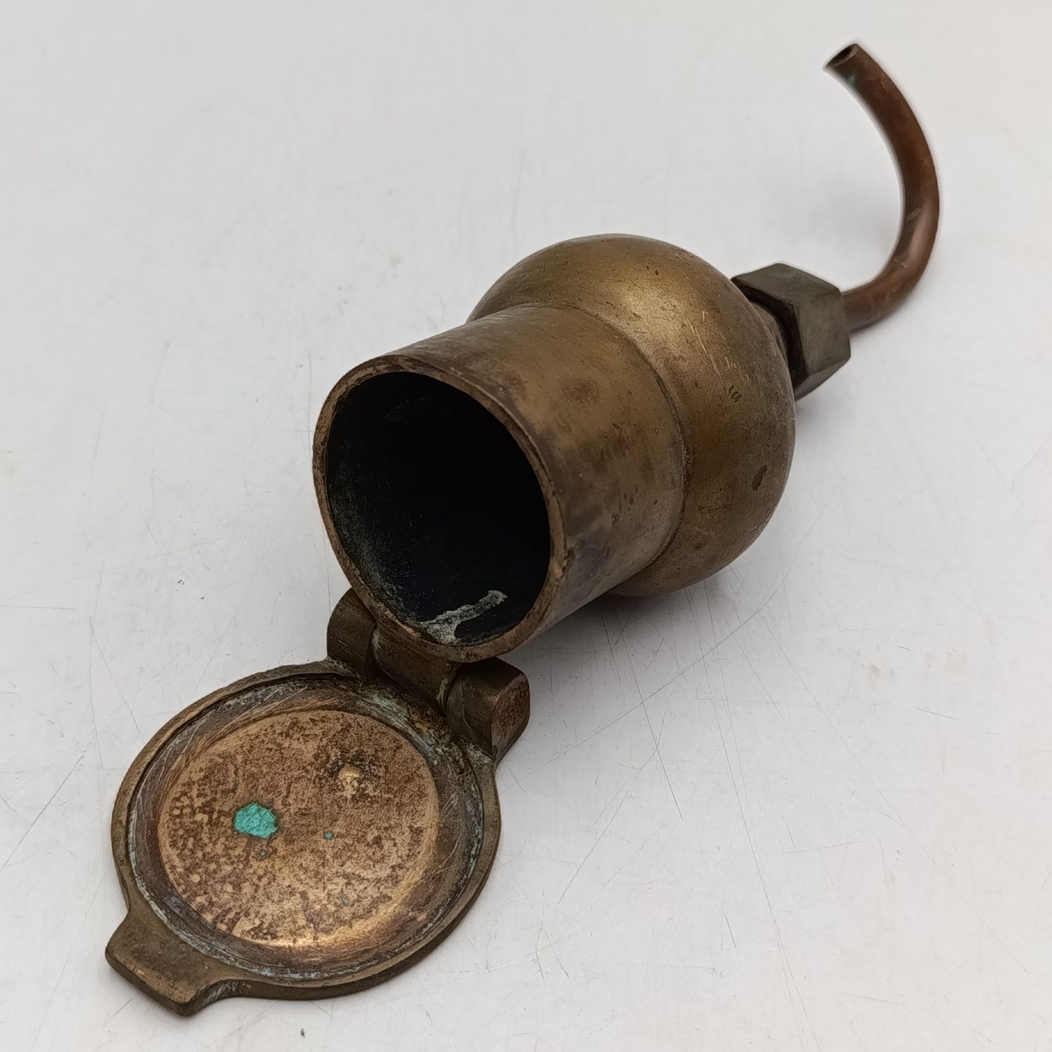 Vintage SA Railways brass oiler - no markings