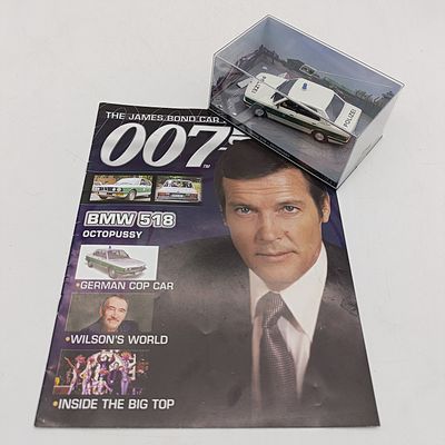 James Bond 007 BMW 518 model car - Octopussy - case cracked