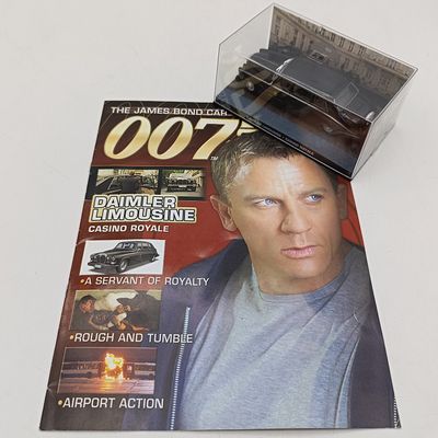James Bond 007 Daimler Limousine model car with booklet - Casino Royale - case cracked