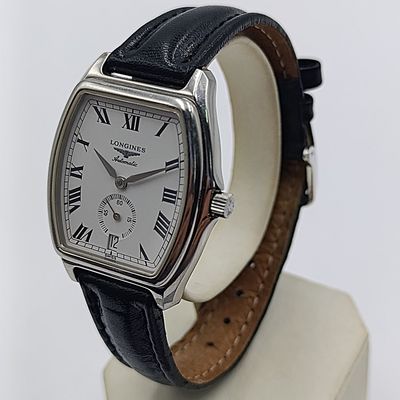Longines Automatic Les Grandes Classiques de Longines 32 mm Watch - working