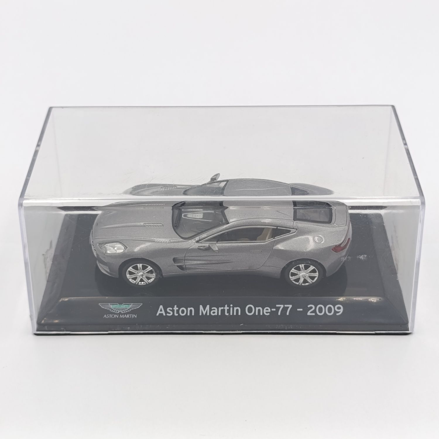 2009 Aston Martin One-77 die-cast model car - scale 1/43