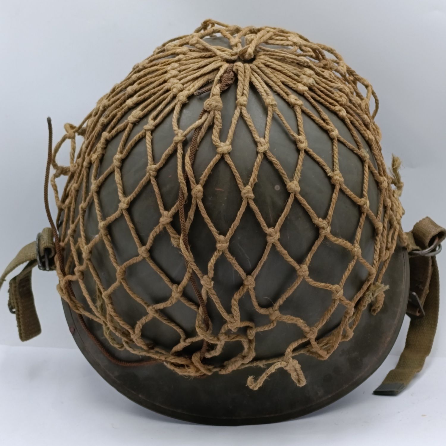 SADF Staaldak halmet with inner and netting