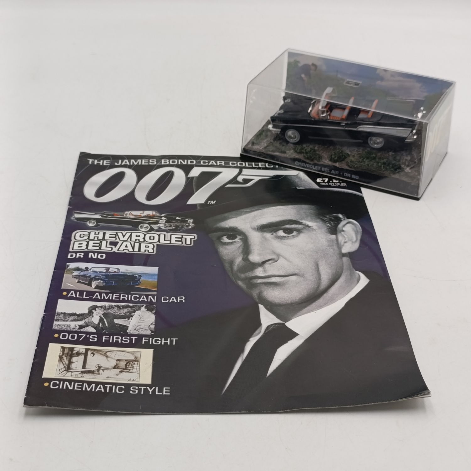 James Bond 007 Chevrolet Bel Air model car with booklet - Dr No