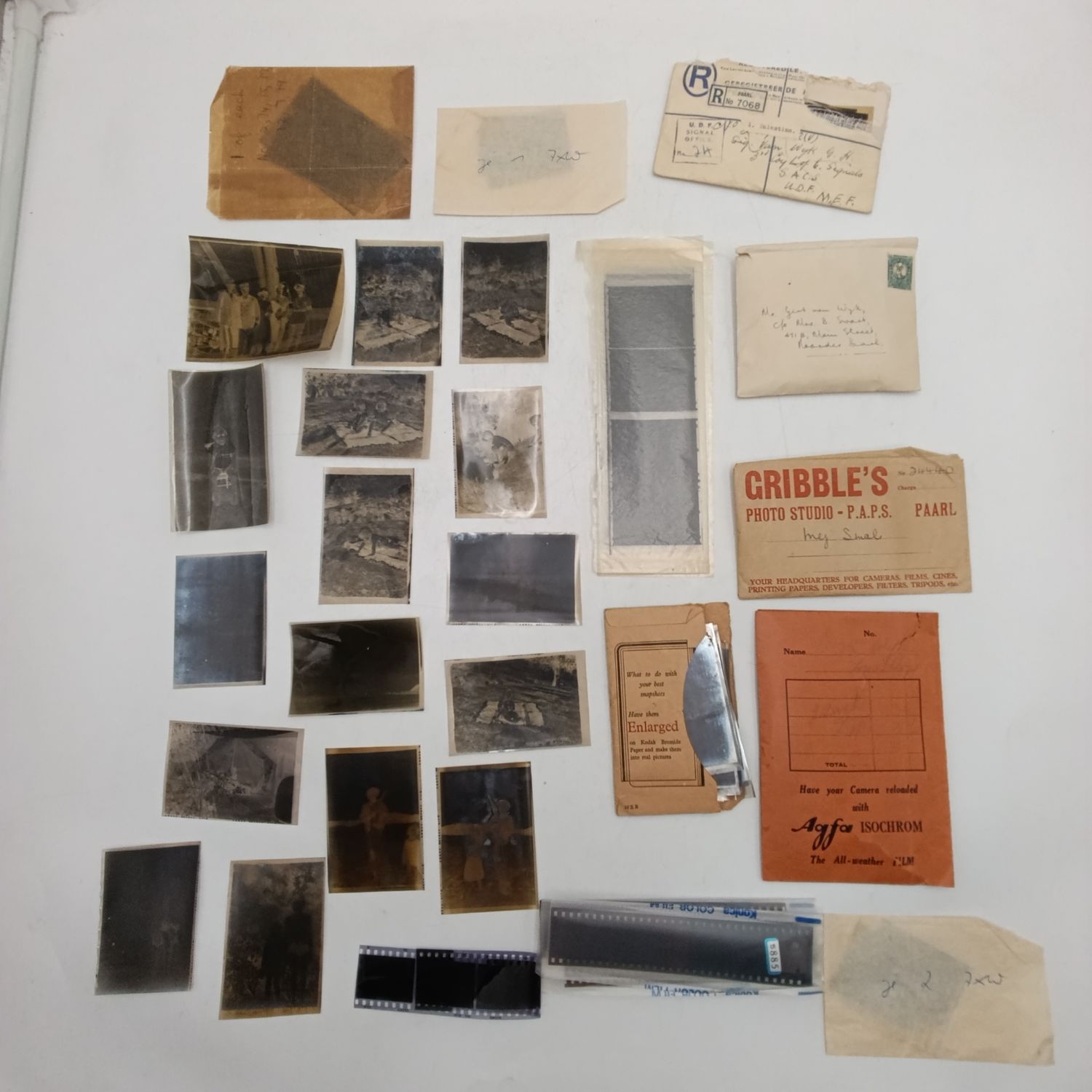 Lot with hundereds of photos negatives all vintage