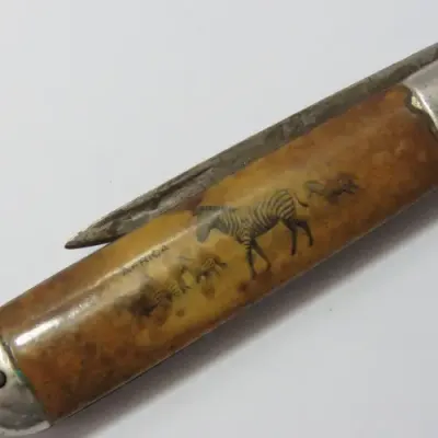 Vintage well used Richards pocket knife
