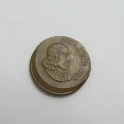 1966 South Africa Error coin - English cent - Misstruck