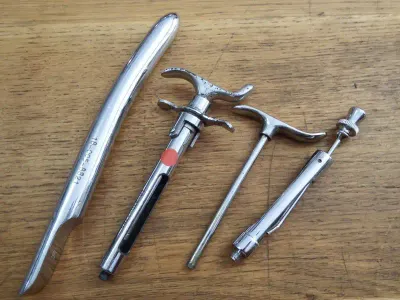 Lot of 10 medical tools
