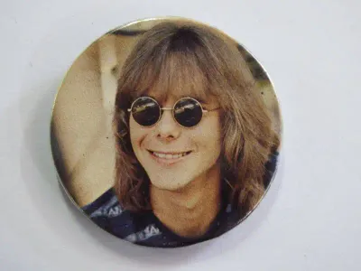 Duncan Faure (Rabbit) lapel tinnie badge