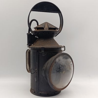 Vintage SA Railways signal lamp