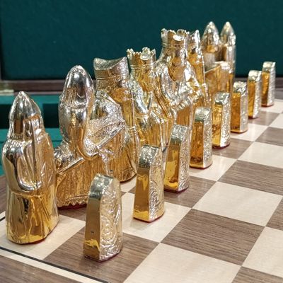 Special Design Isle of Lewis Chess set in wooden case - Made by SA Historical Mint - Limited edition #18 of 1000