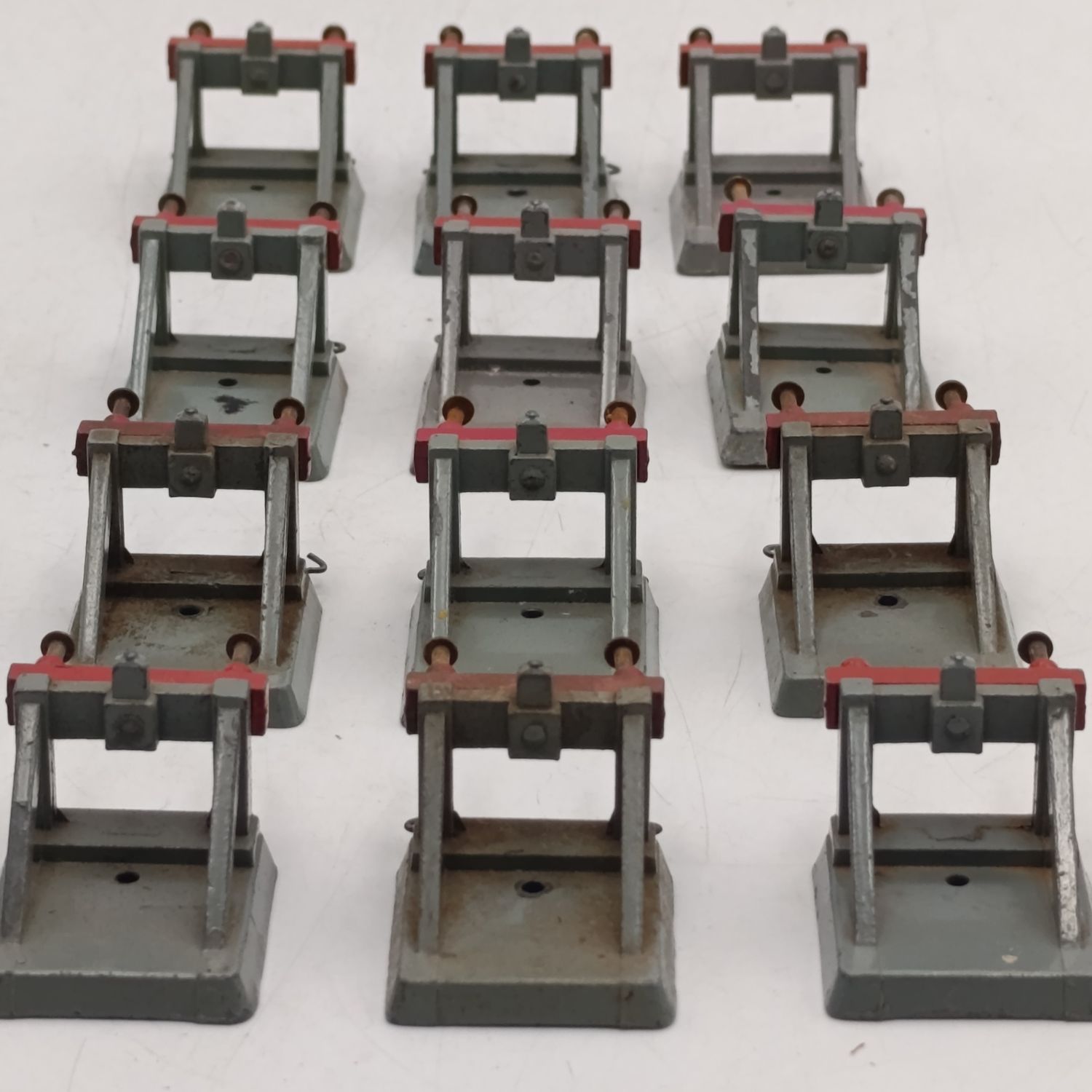 Lot of 12 vintage Meccano Hornby rail end stops
