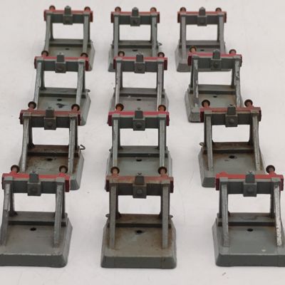 Lot of 12 vintage Meccano Hornby rail end stops