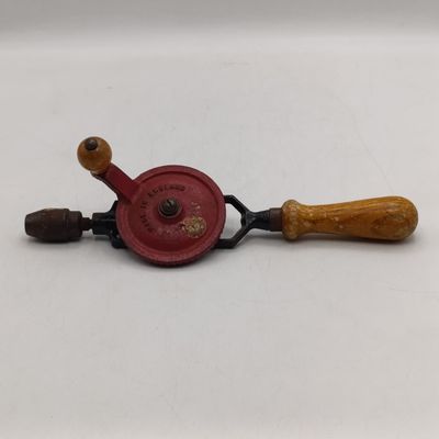 Vintage Chapman Tools hand crank drill